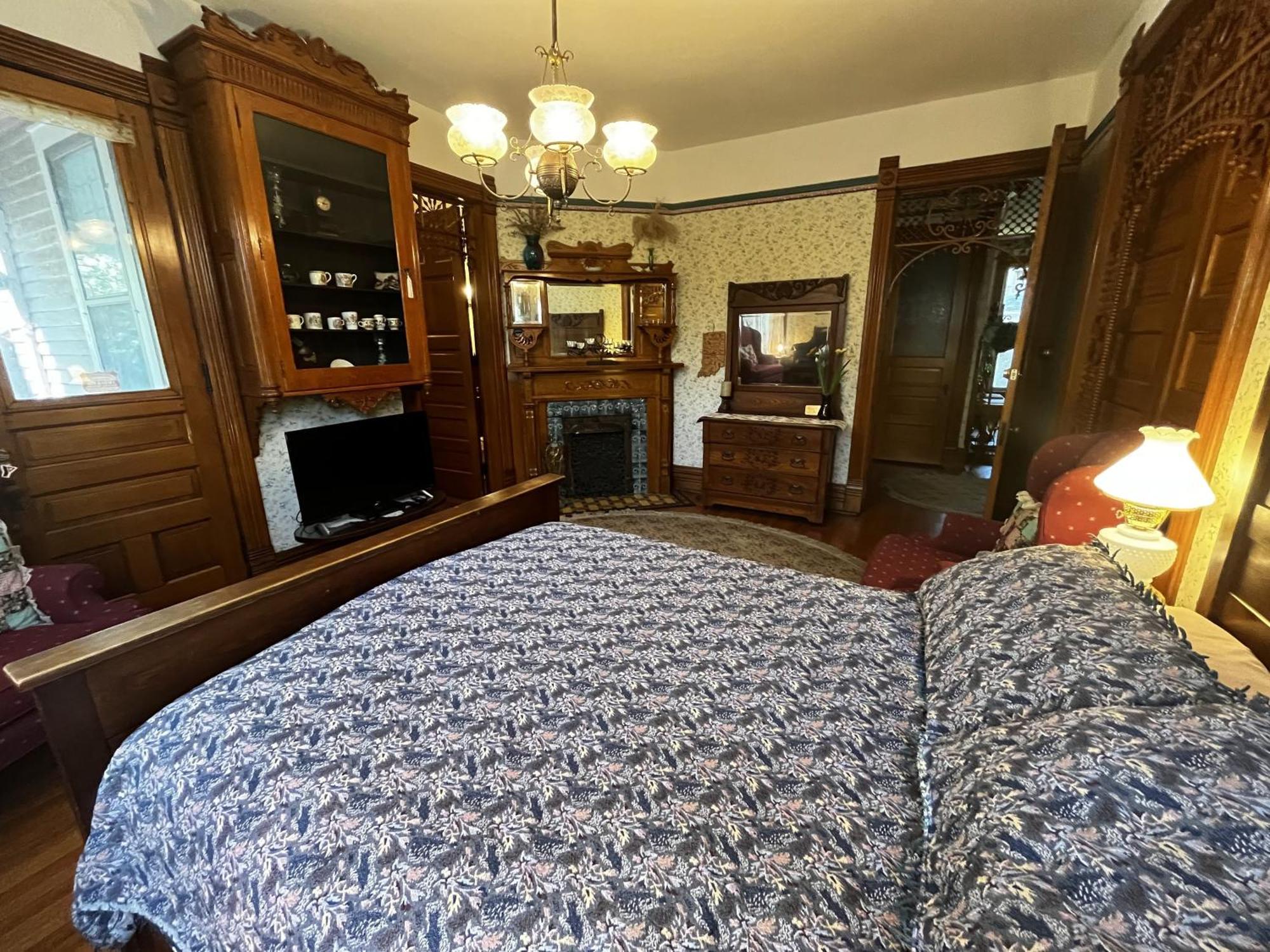 Innisfree Bed & Breakfast Саут-Бенд Экстерьер фото